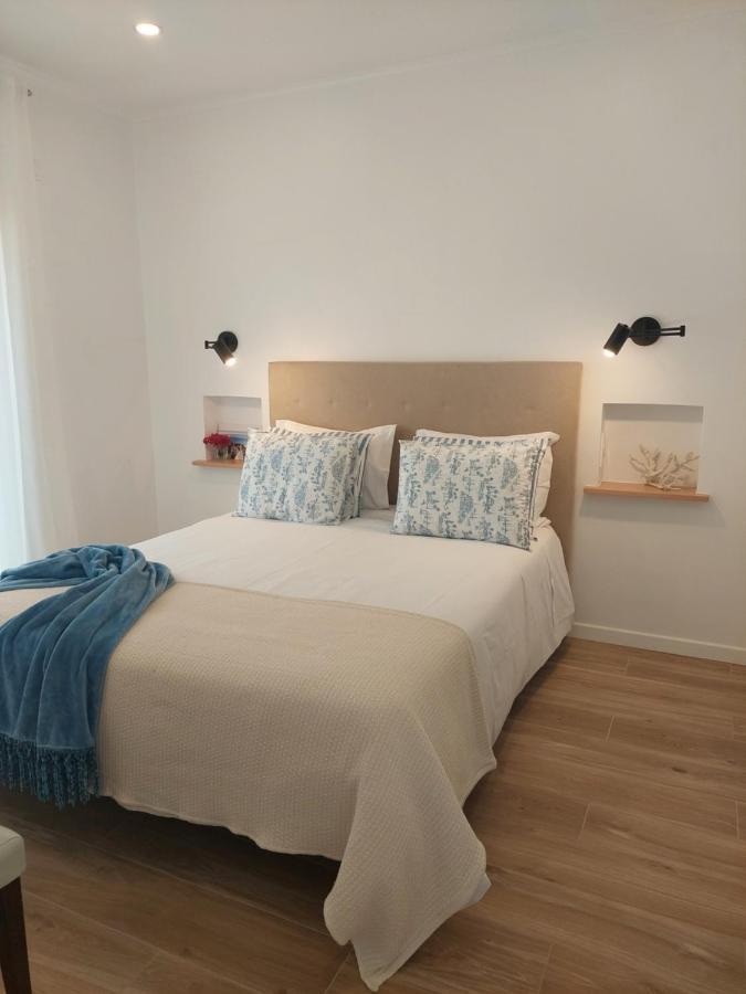 Lagoa Azul Guest House II ヴィラ・ノヴァ・デ・ミルフォンテス エクステリア 写真