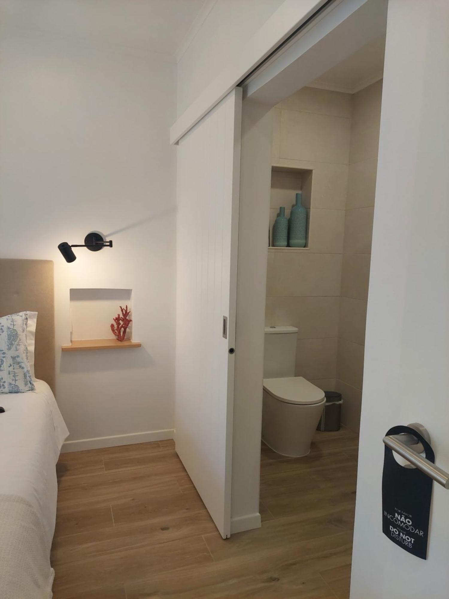 Lagoa Azul Guest House II ヴィラ・ノヴァ・デ・ミルフォンテス エクステリア 写真
